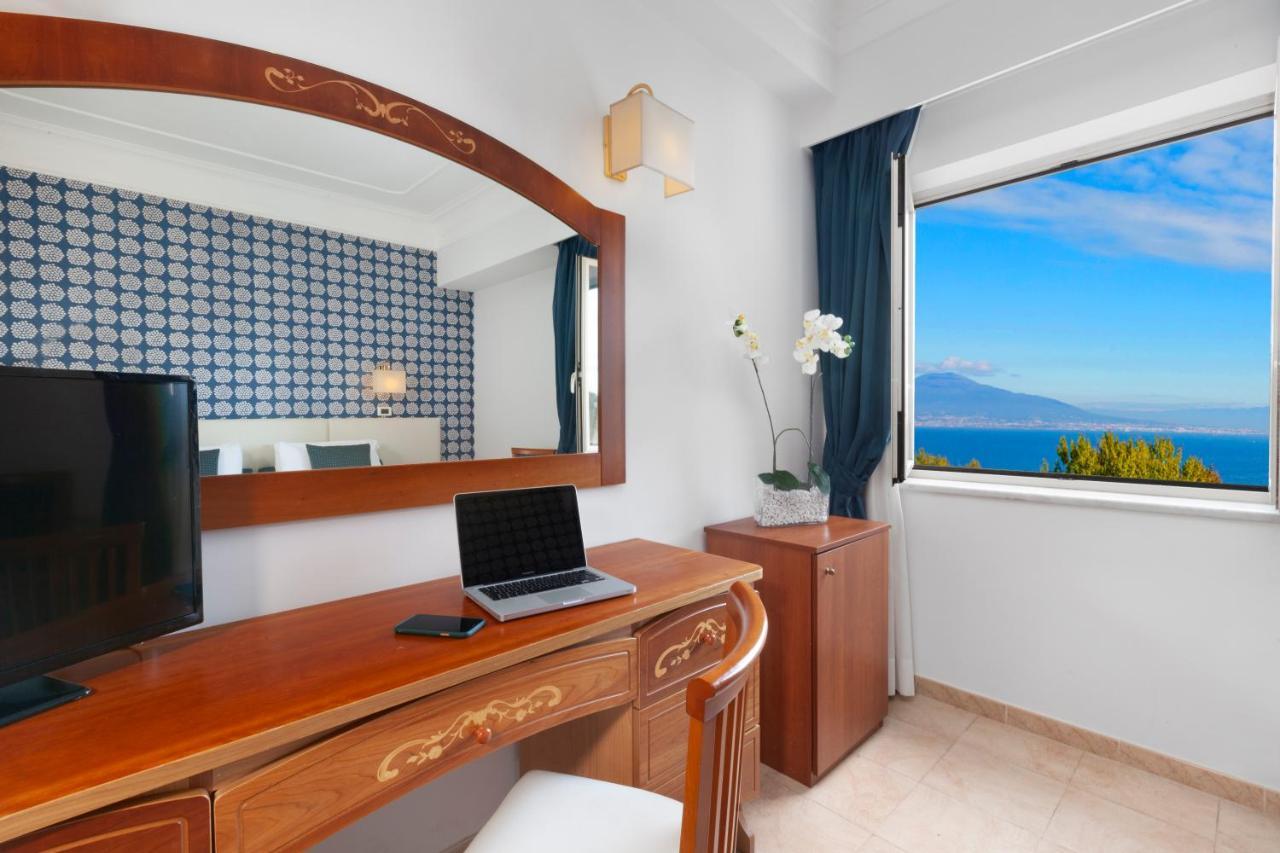 Atlantic Palace Hotel (Adults Only) Sorrento Exterior foto